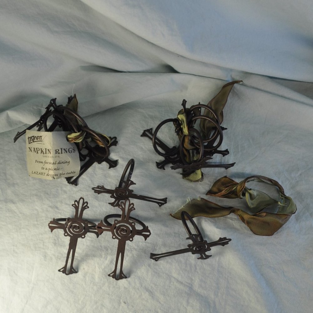 4 Lazart iron cross napkin ring holders (w1241-3)
